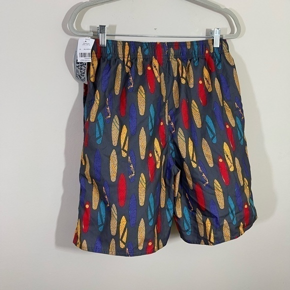 N.W.T.  Barracuda Bay. sz med mens board shorts  Surboard print - Picture 7 of 11